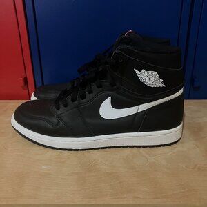 AIR JORDAN 1 HIGH OG YIN YANG SIZE 11 BLACK/WHITE STREETWEAR SUPREME 2016